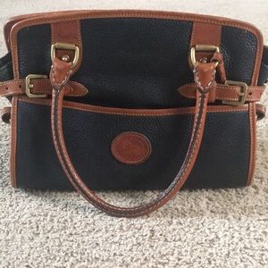 Vintage crossbody Dooney & Bourke  Leather Purse